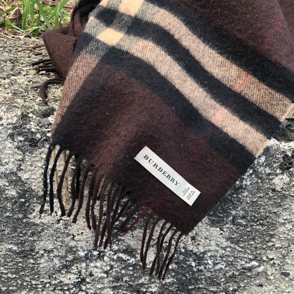 Burberry scarf dark Chocolate brown 100% cashmere - Picture 1 of 6